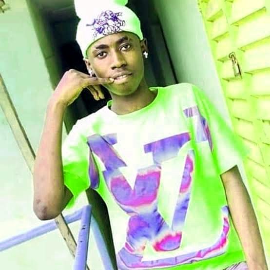 Small Baddo alaye
