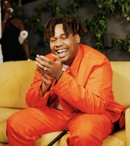 Buju Reacts After Followers Accused Him Of Betraying Burna By Celebrating Wizkid Buju Reacts After Followers Accused Him Of Betraying Burna By Celebrating Wizkid