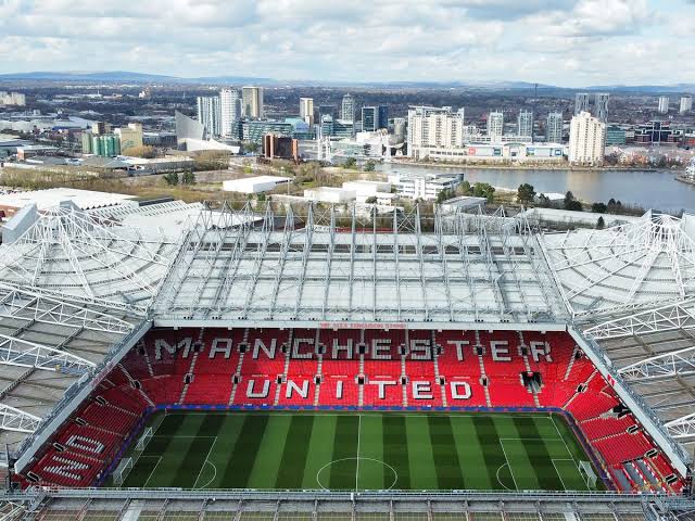 Manchester united reportedly set to present six gamers the exit door - sweetloaded