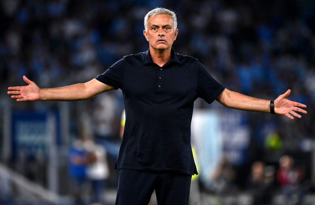 Jose mourinho displays on his time at tottenham - sweetloaded