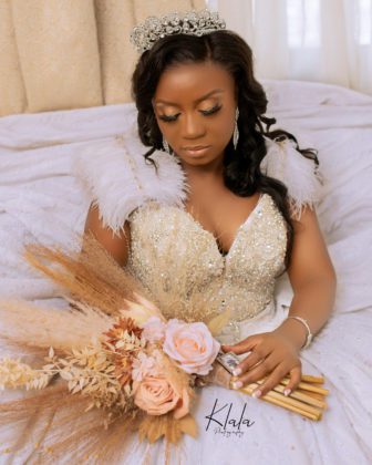 Meet the snatchas: nikki laoye weds snatcha of rooftop mcs (official wedding ceremony photos) - sweetloaded
