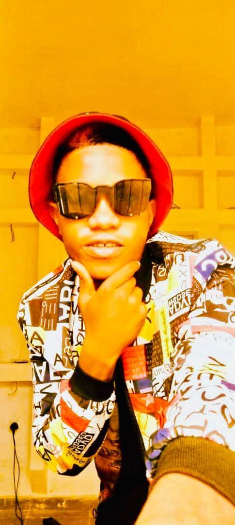 Show boy - omotola
