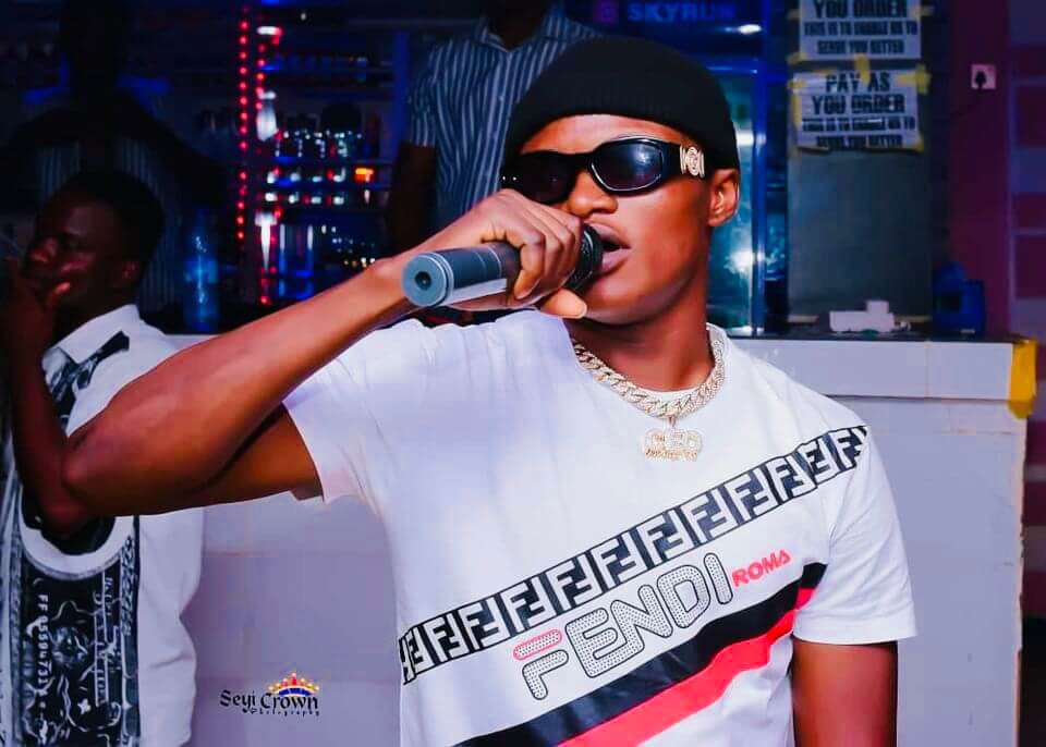 Music: Snazzy - Tonight 